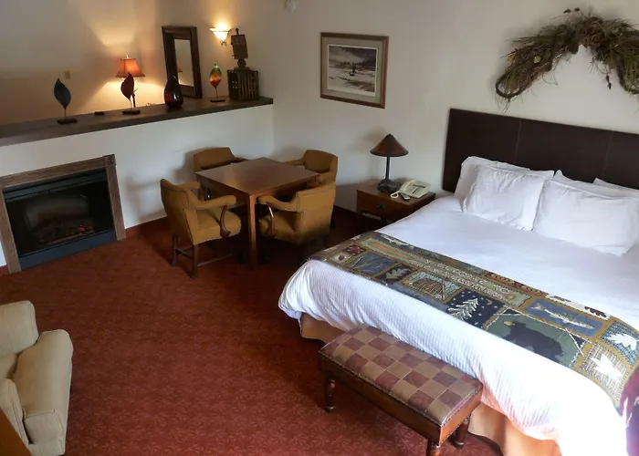 Riverbank 3*