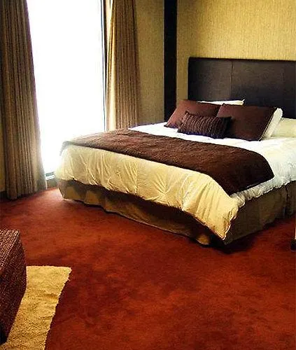 Hotel Riverbank 3*