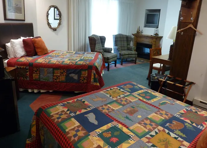 Riverbank Hotel