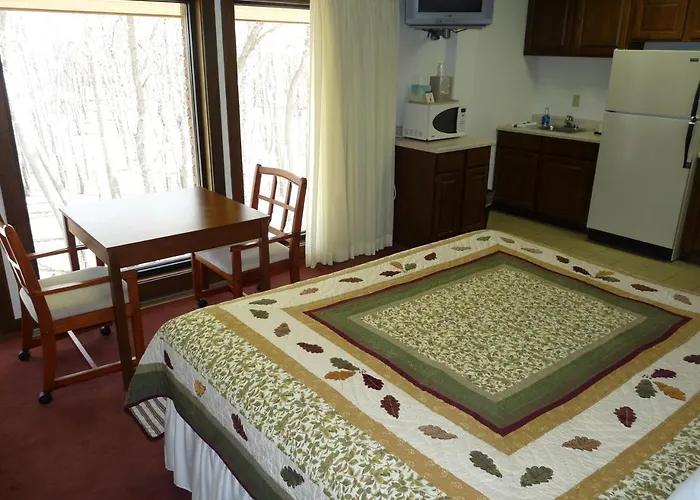 Riverbank Hotel Petersburg